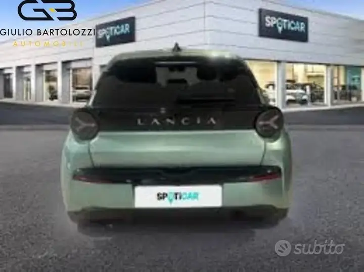 Lancia Ypsilon 2025 photo 2