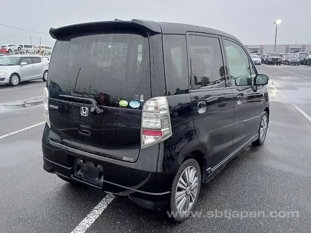 Honda Life Diva 2012 photo 4