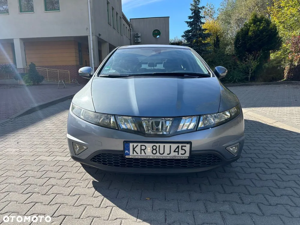 Honda Civic 2007 photo 2