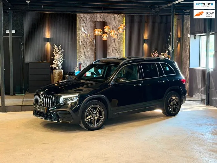 Mercedes-Benz Glb