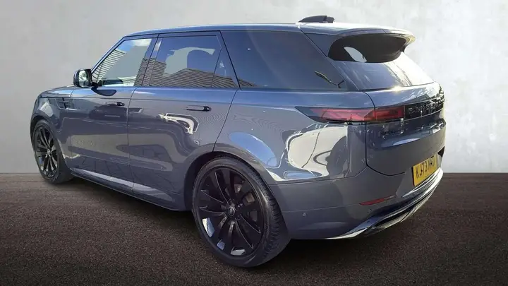 Land Rover Range Rover Sport 2024 photo 2