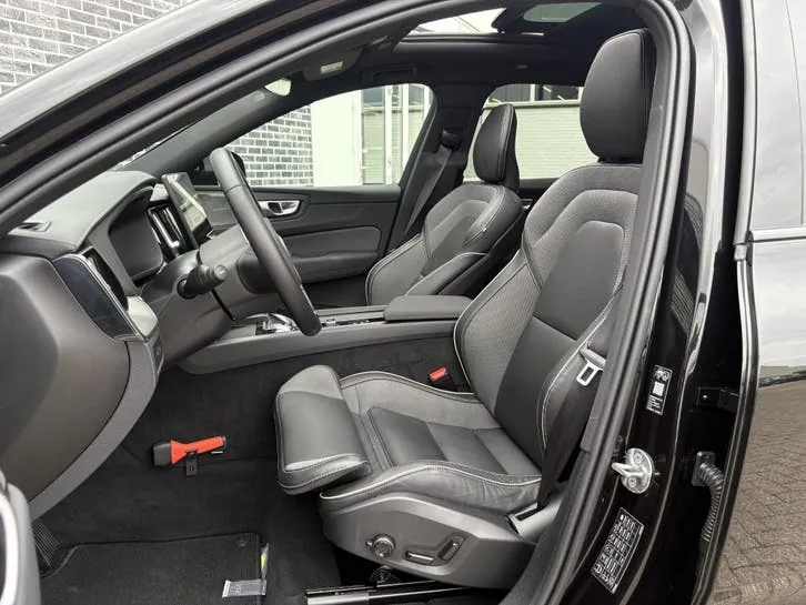 Volvo Xc60 2026 photo 2