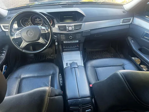 Mercedes-Benz E220 2016 photo 4