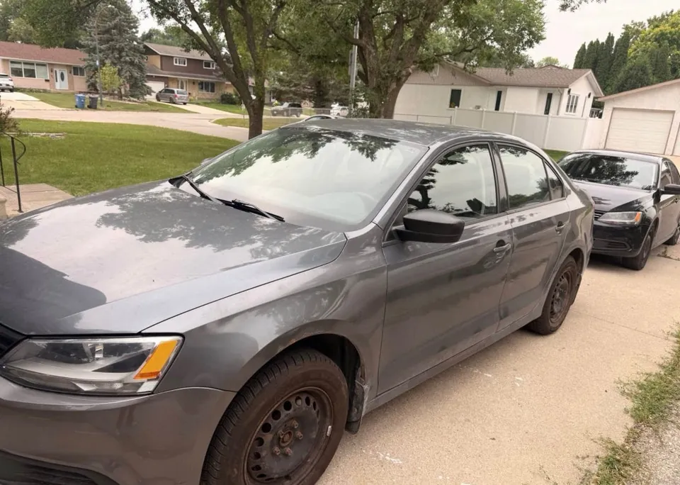 Volkswagen Jetta 2011 photo 3