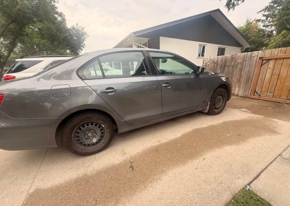 Volkswagen Jetta 2011 photo 4
