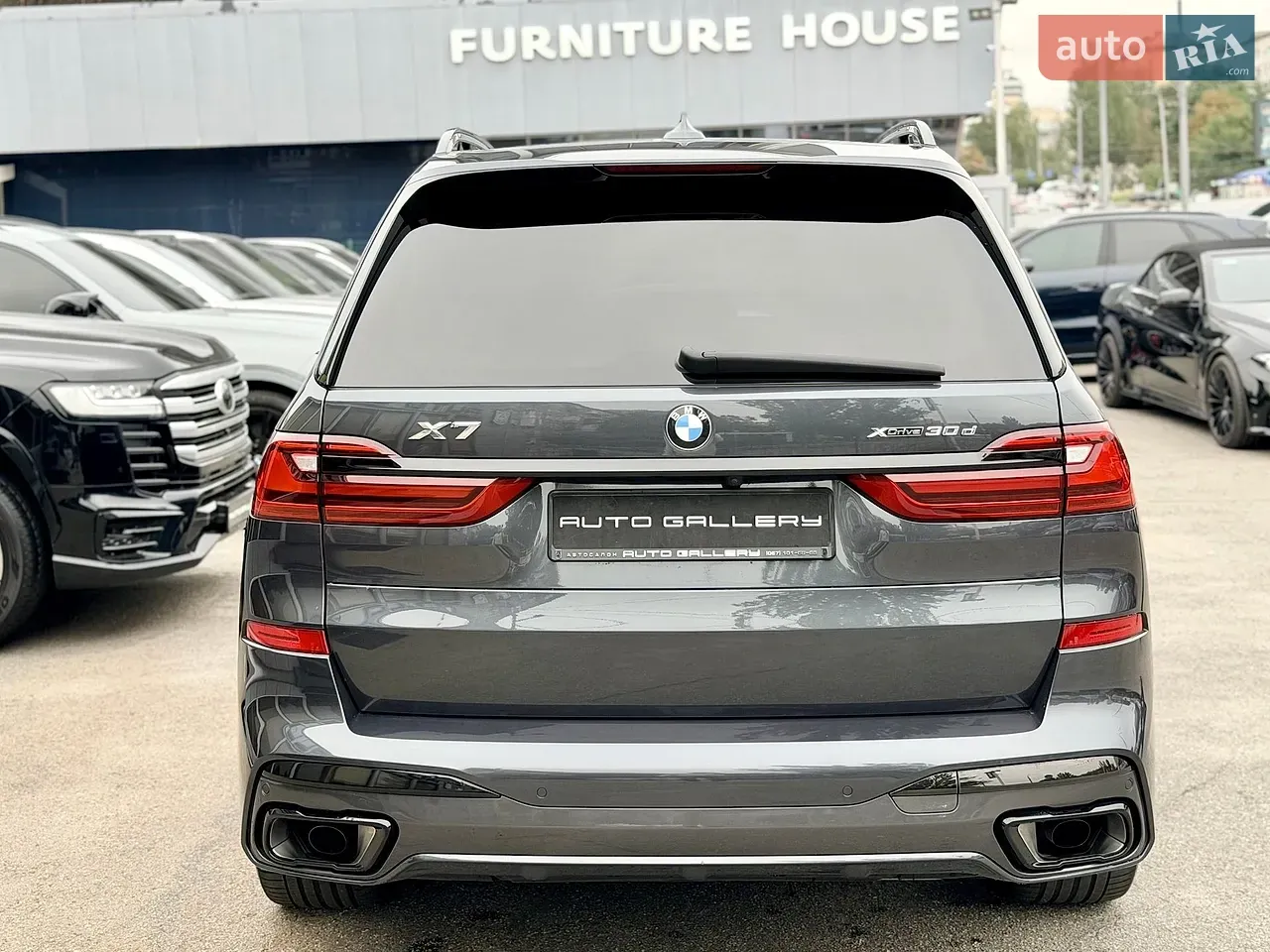 BMW X7 2021 photo 2