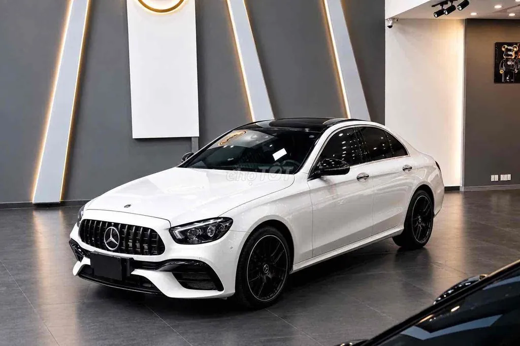 Mercedes-Benz E-Class 2020 photo 2