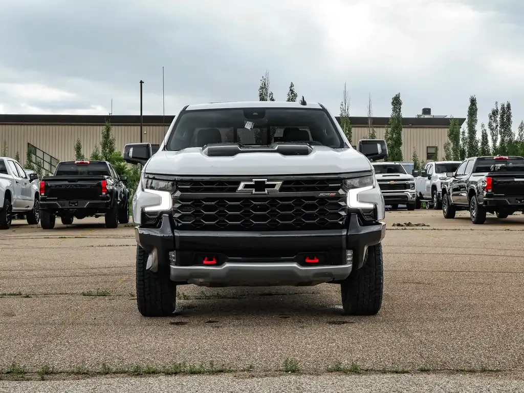 Chevrolet Silverado 1500 2022 photo 3