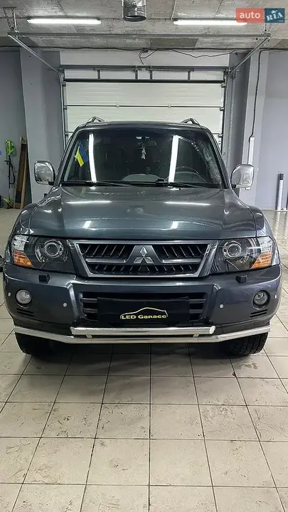Mitsubishi Pajero 2006 photo 3