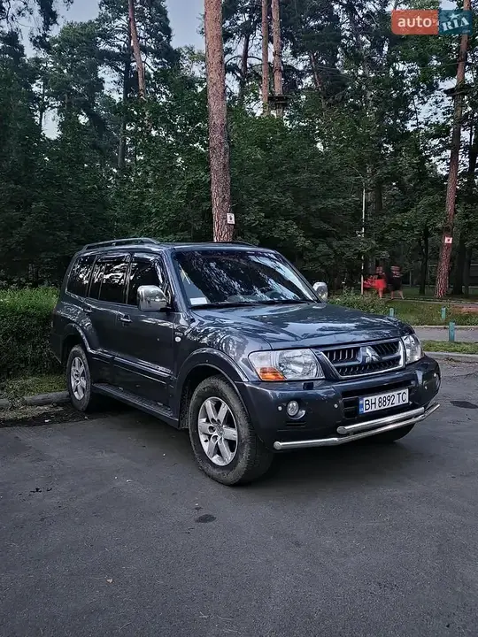 Mitsubishi Pajero 2006 photo 2