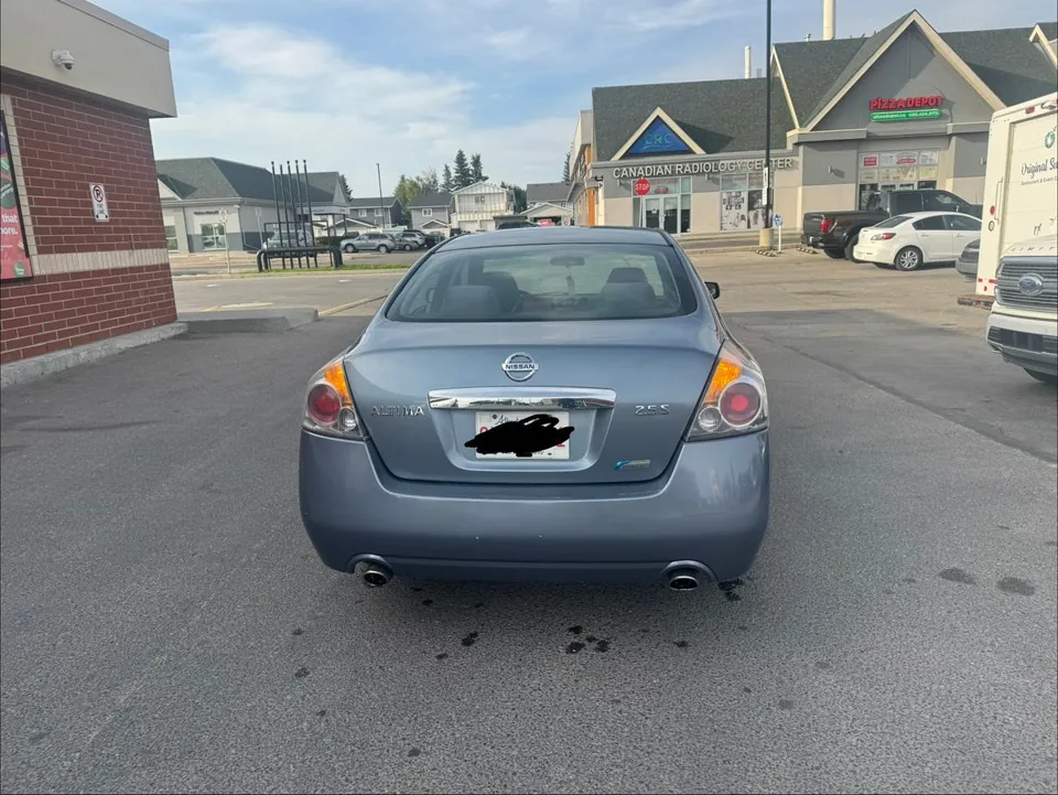 Nissan Altima 2011 photo 4