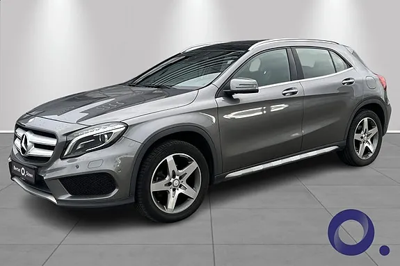 Mercedes-Benz Gla180 2017 photo 2