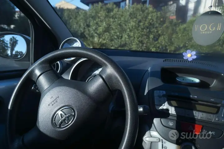 Toyota Aygo 2006 photo 3