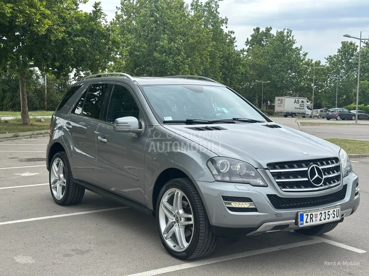 Mercedes-Benz Ml 300 2010 photo 3