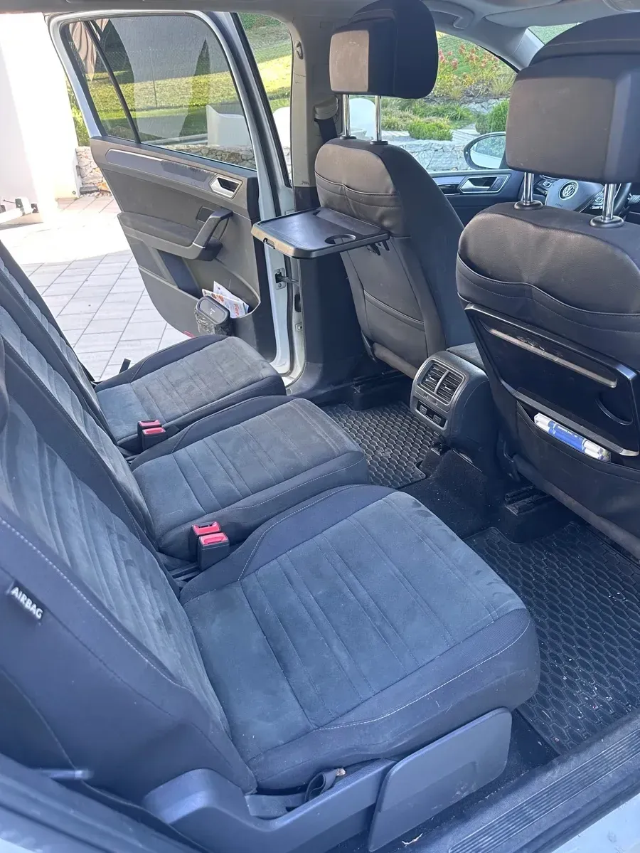 Volkswagen Touran 2016 photo 2