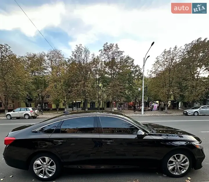 Honda Accord 2017 photo 3