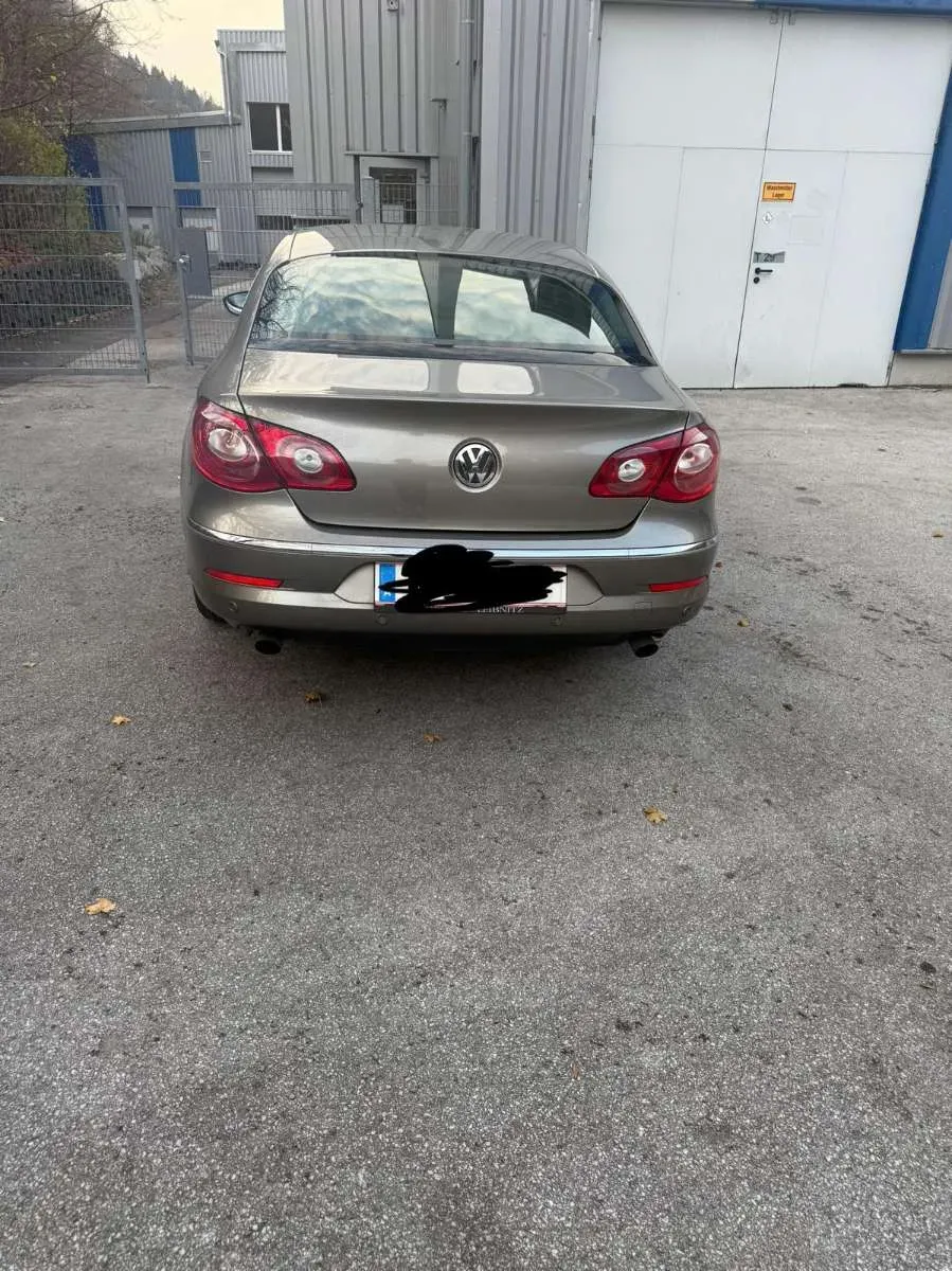 Volkswagen Passat Cc 2011 photo 2