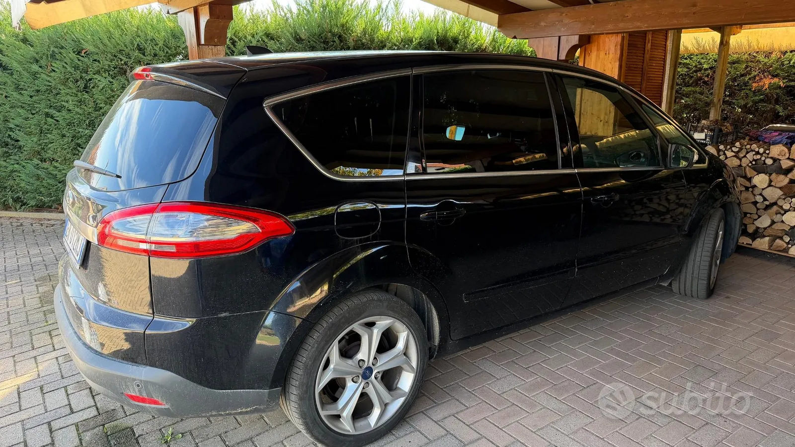 Ford S-Max 2012 photo 4