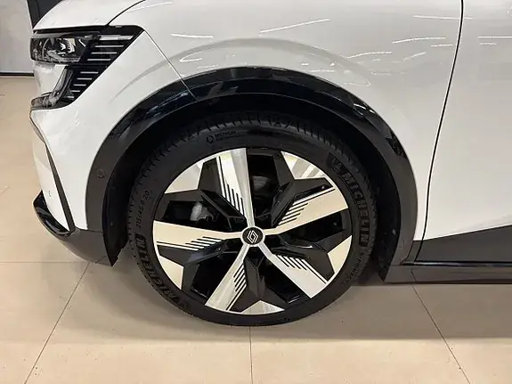 Renault Megane E-Tech 2023 photo 5