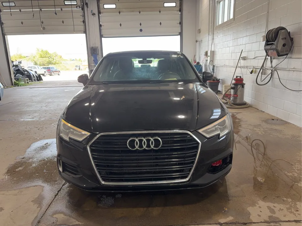 Audi A3 2019 photo 2