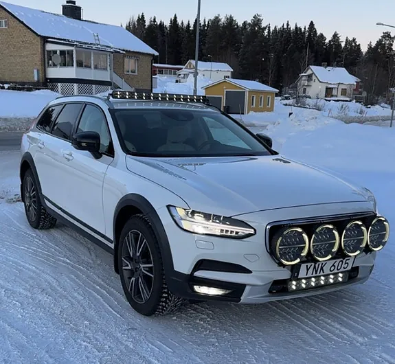 Volvo V90 Cross Country 2018 photo 4