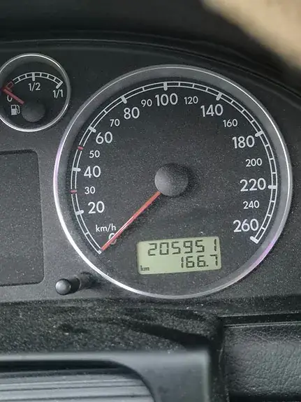 Volkswagen Passat 2003 photo 2