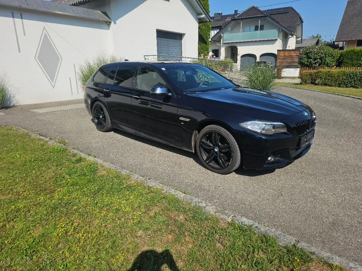 BMW 5 Series 2015 photo 2