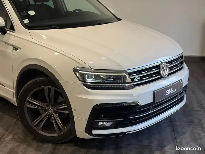 Volkswagen Tiguan 2018 photo 2