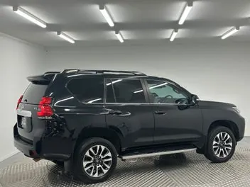 Toyota Land Cruiser Prado 2022 photo 4