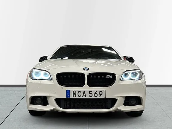 BMW 530D 2015 photo 2
