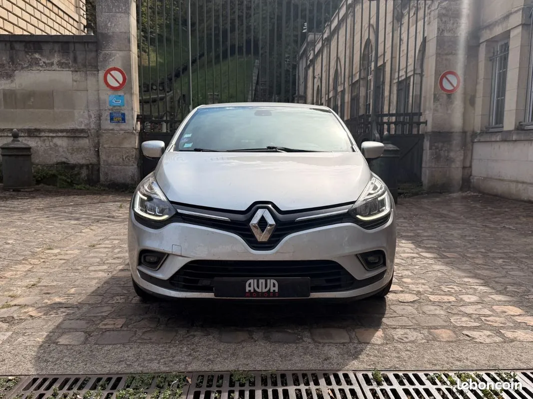 Renault Clio 2018 photo 2