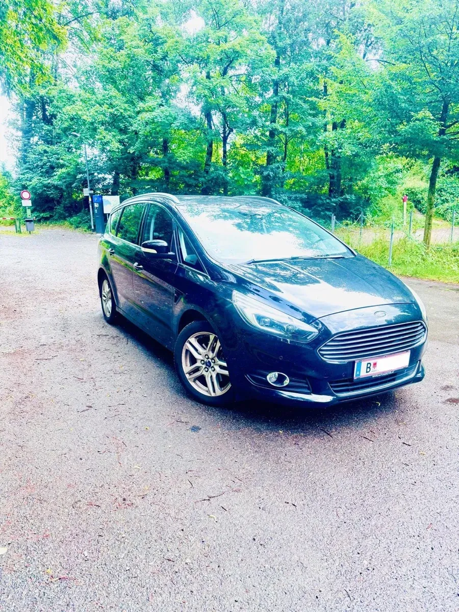 Ford S-Max