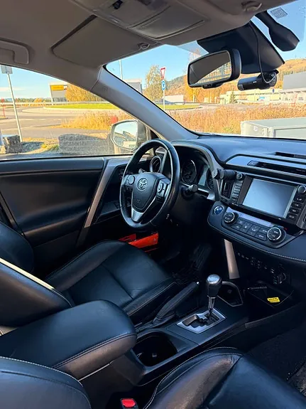 Toyota Rav4 2017 photo 4