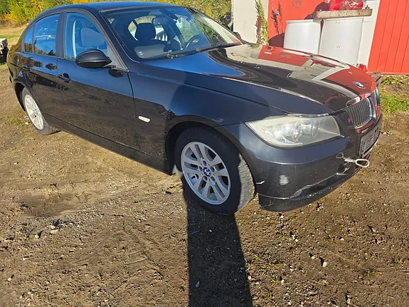BMW 316I 2008 photo 2