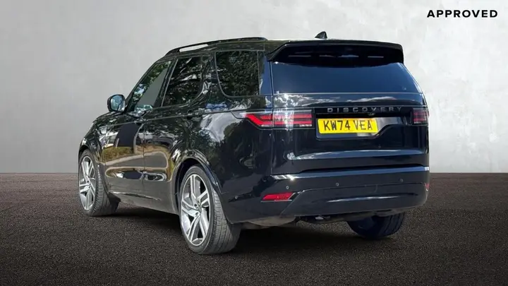Land Rover Discovery 2024 photo 2