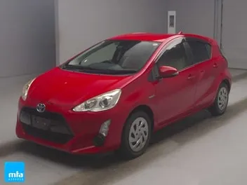 Toyota Aqua 2016 photo 2