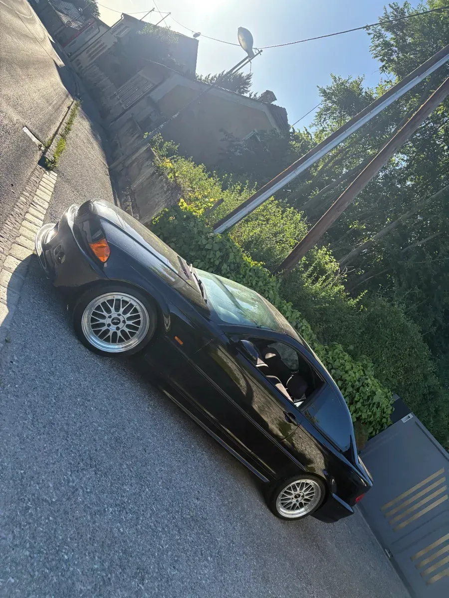 BMW 3 Series 1999 photo 2