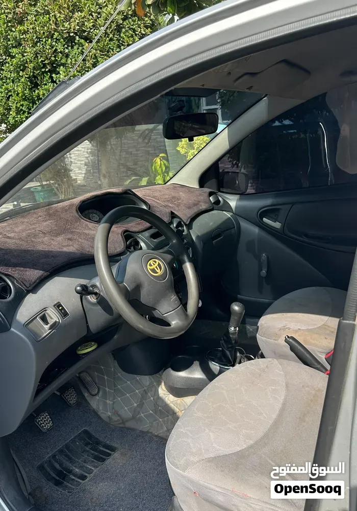 Toyota Echo 2003 photo 2