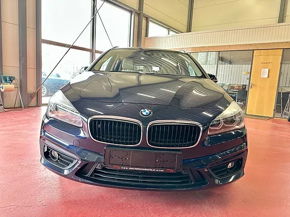 BMW 225Xe 2016 photo 2