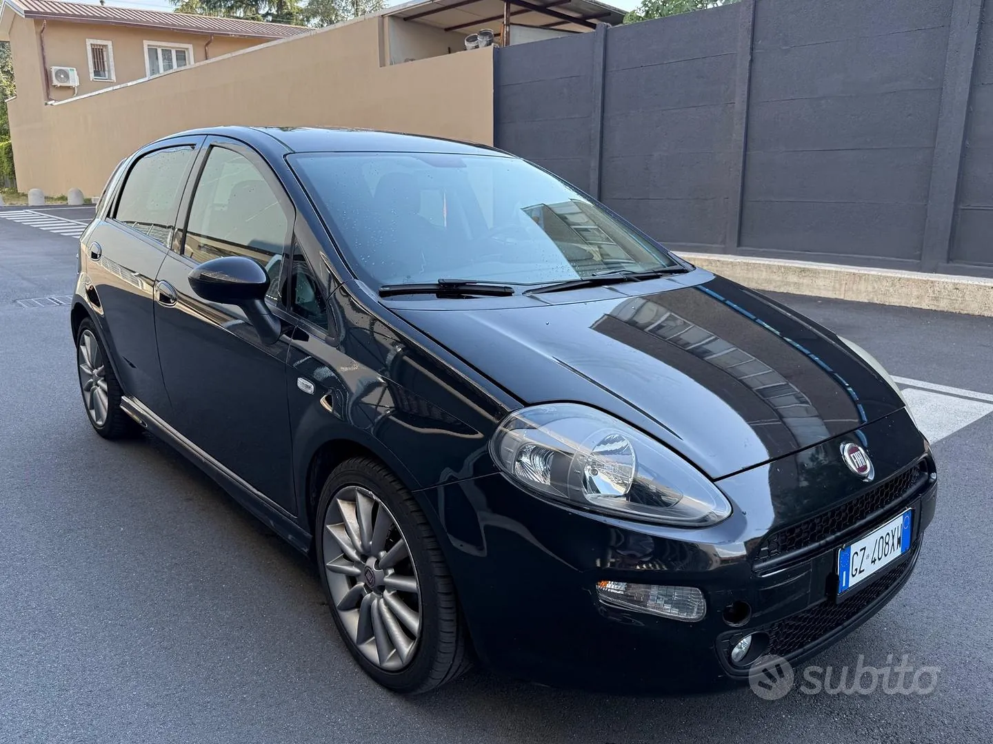Fiat Punto 2014 photo 2