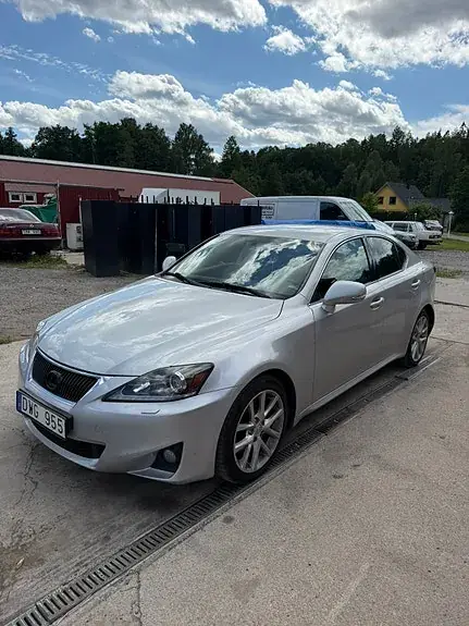 Lexus Is250
