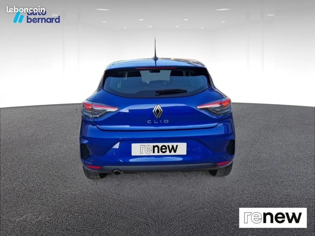 Renault Clio 2024 photo 5