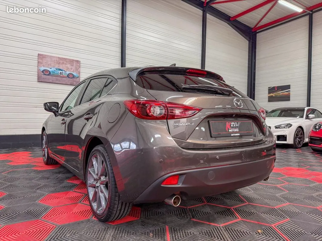 Mazda Mazda3 2016 photo 3