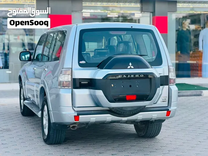 Mitsubishi Pajero 2017 photo 3