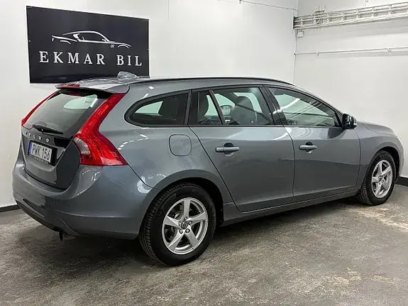 Volvo V60 2018 photo 4