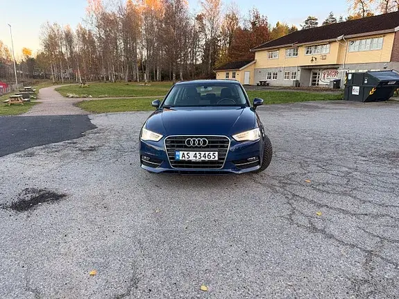 Audi A3 2015 photo 2
