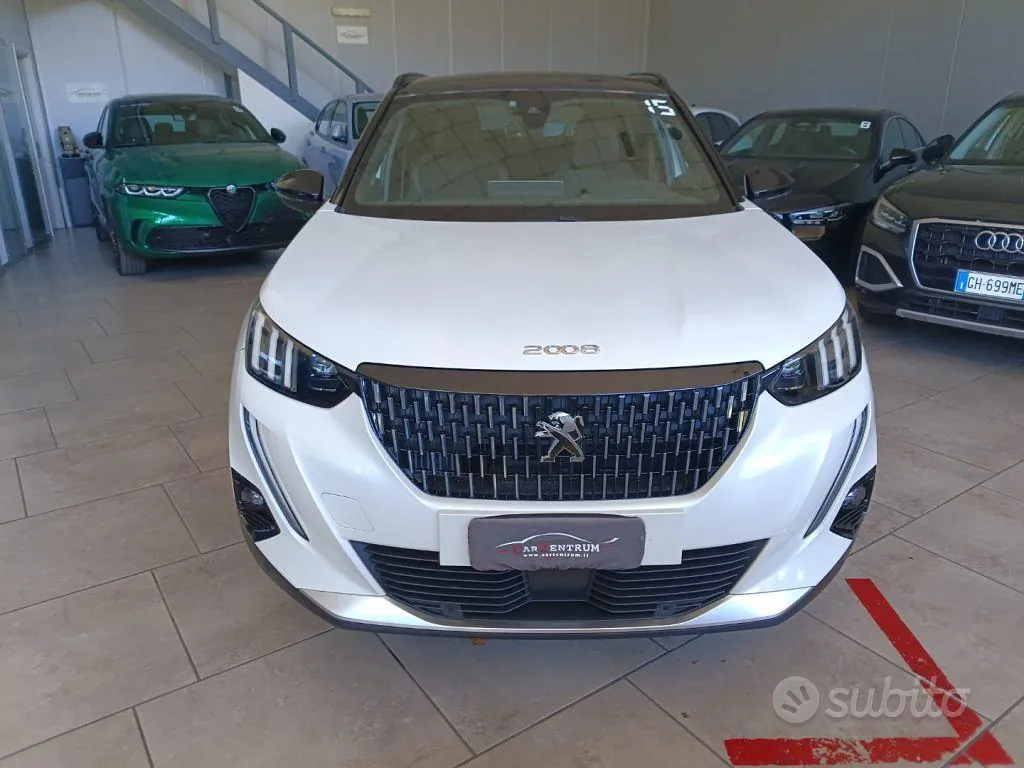 Peugeot 2008 2021 photo 2