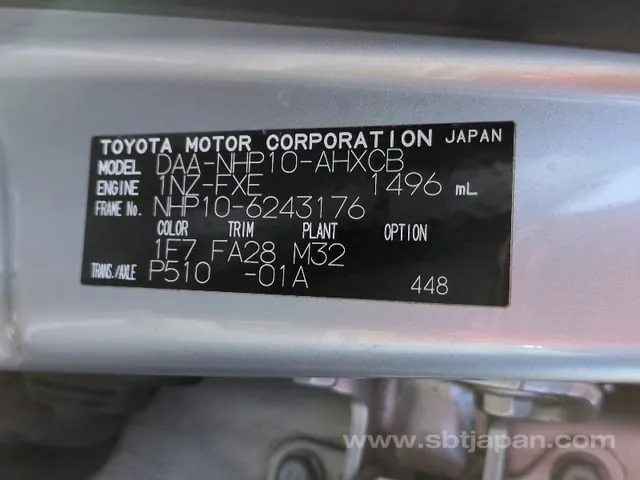 Toyota Aqua 2013 photo 5