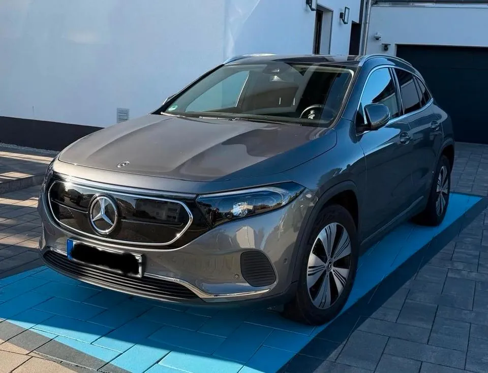 Mercedes-Benz Eqa