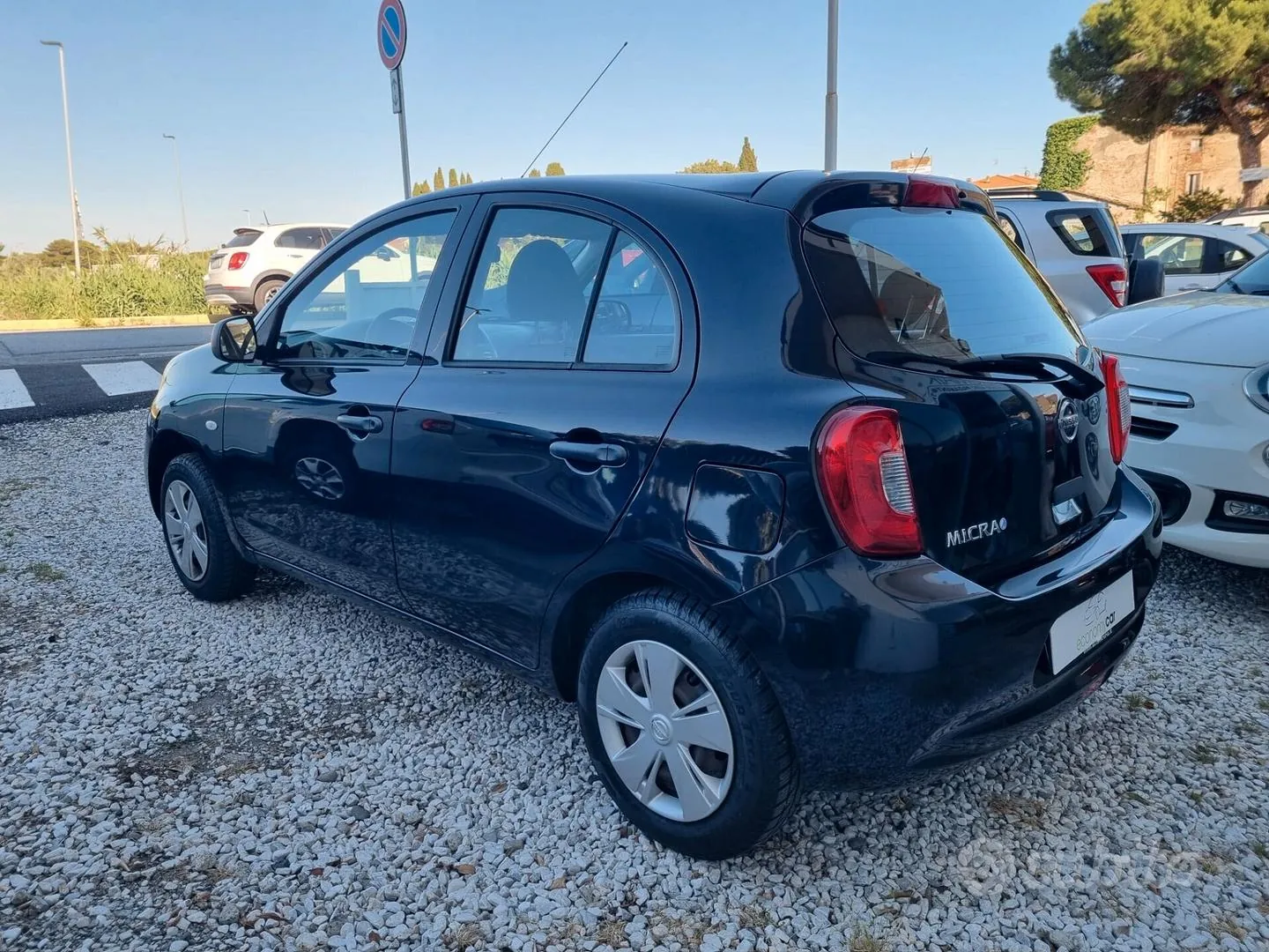 Nissan Micra 2017 photo 4